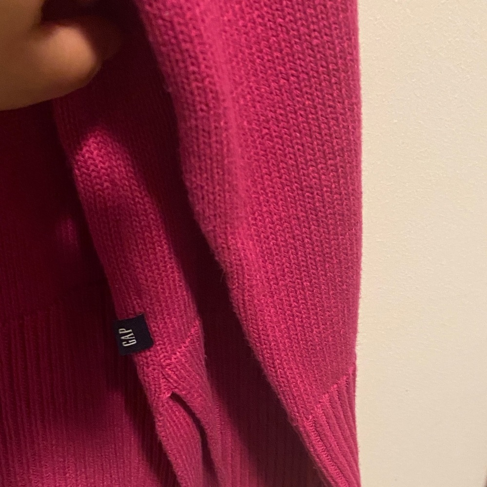 GAP Fuchsia Crewneck Sweater - Picture 4 of 6